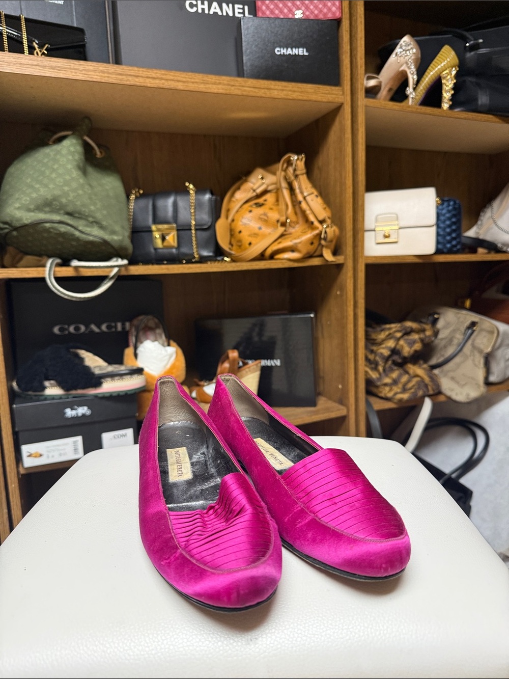 Bottega Veneta Women's Fuchsia Flats